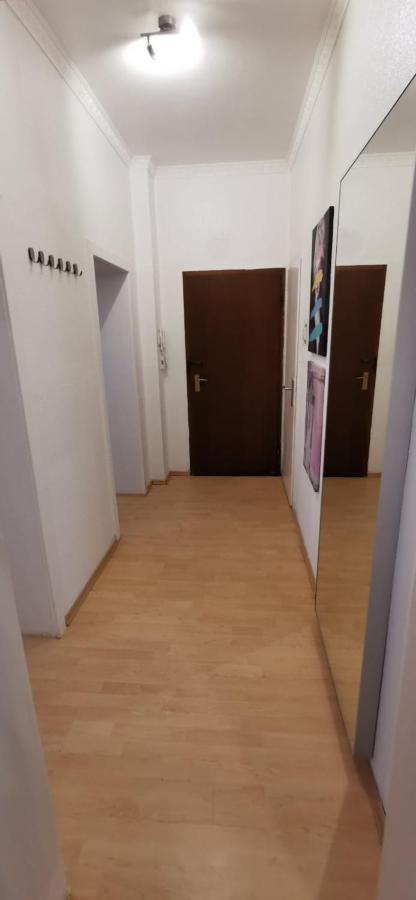 Modern Living In A Perfect Location Apartment Есен Екстериор снимка
